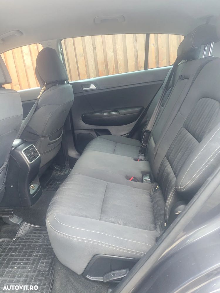 Kia Sportage 1.6 GDI 6MT 4x2 Plus - 8