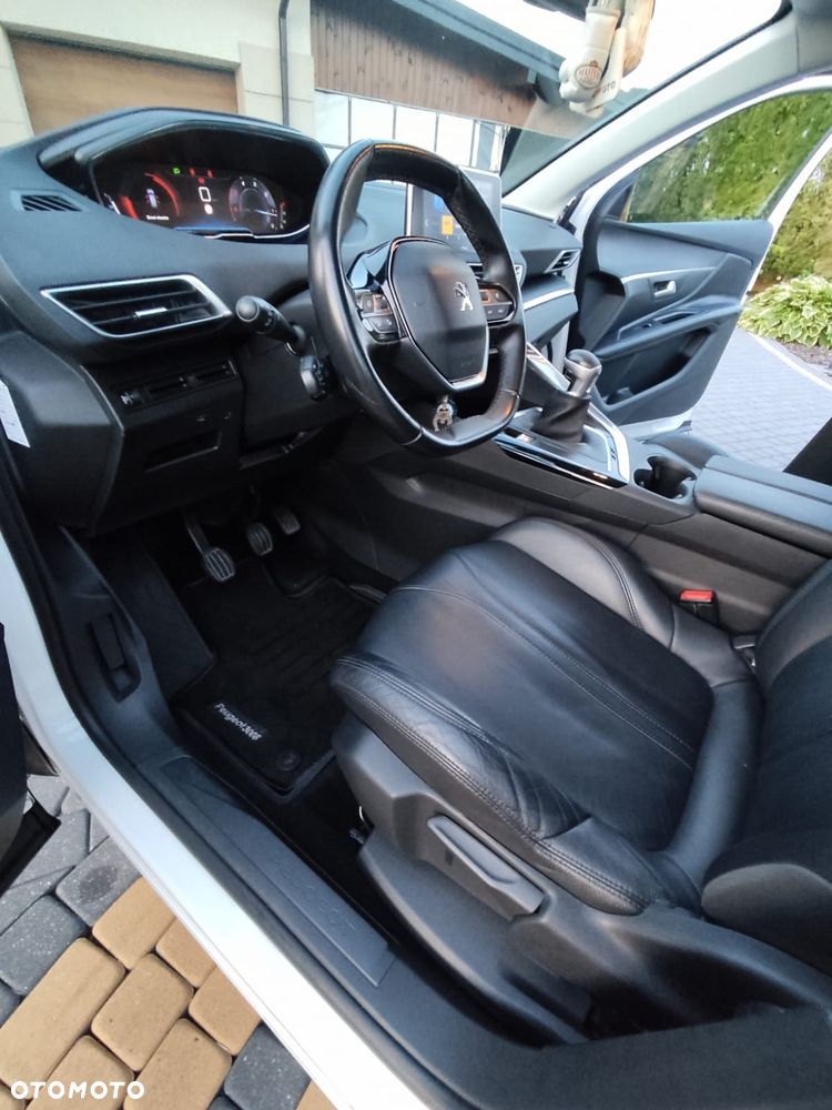 Peugeot 3008 1.5 BlueHDi Active S&S - 33