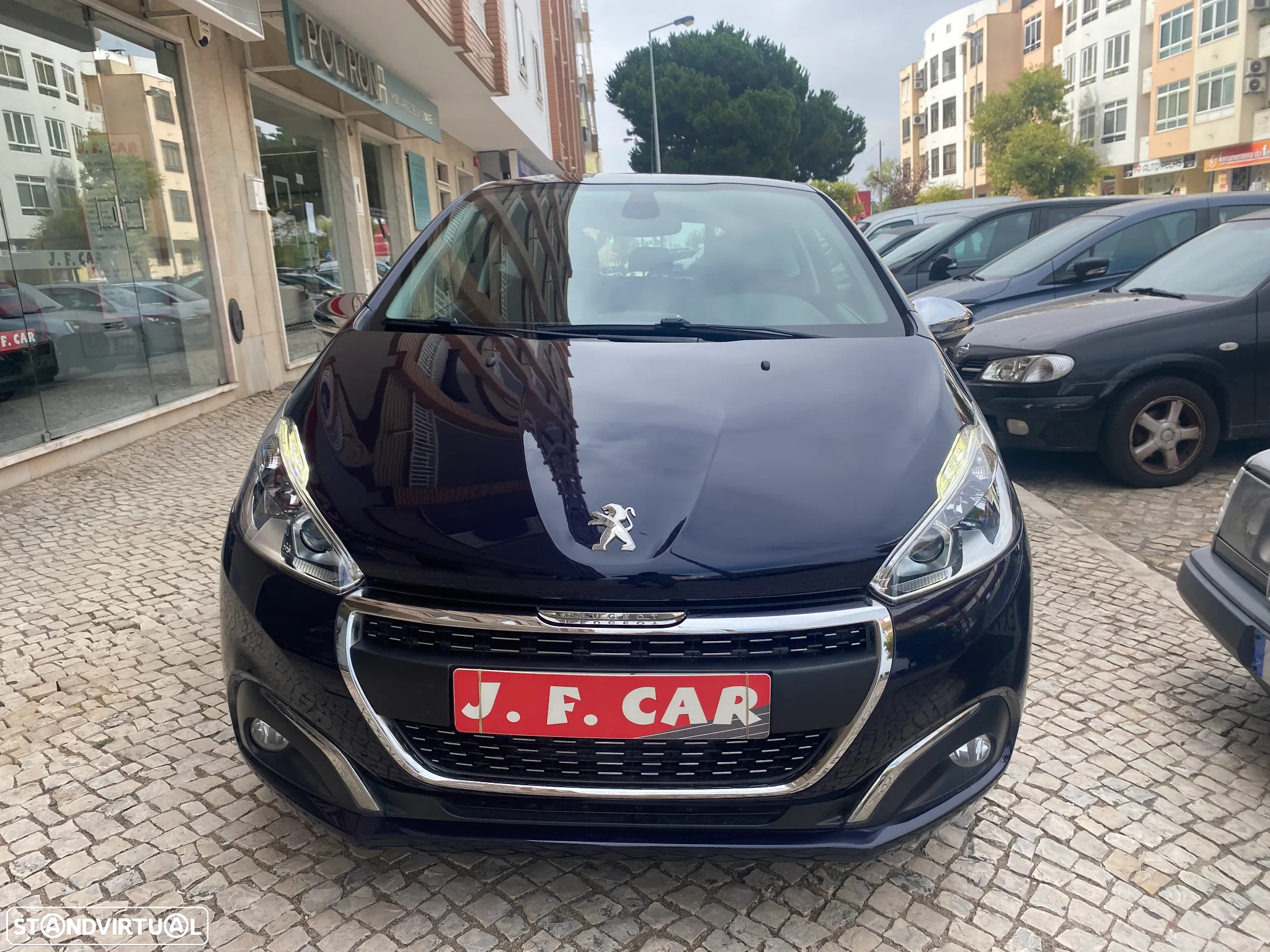 Peugeot 208 1.2 PureTech GT Line - 15