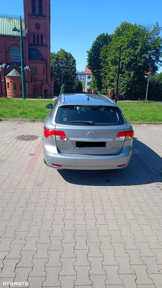 Toyota Avensis 2.0 D-4D Active - 4
