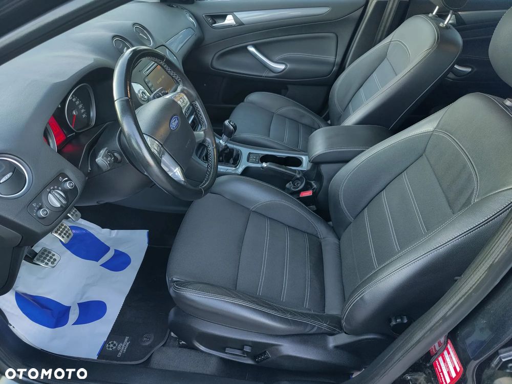 Ford Mondeo 2.0 TDCi Champions Edition - 6