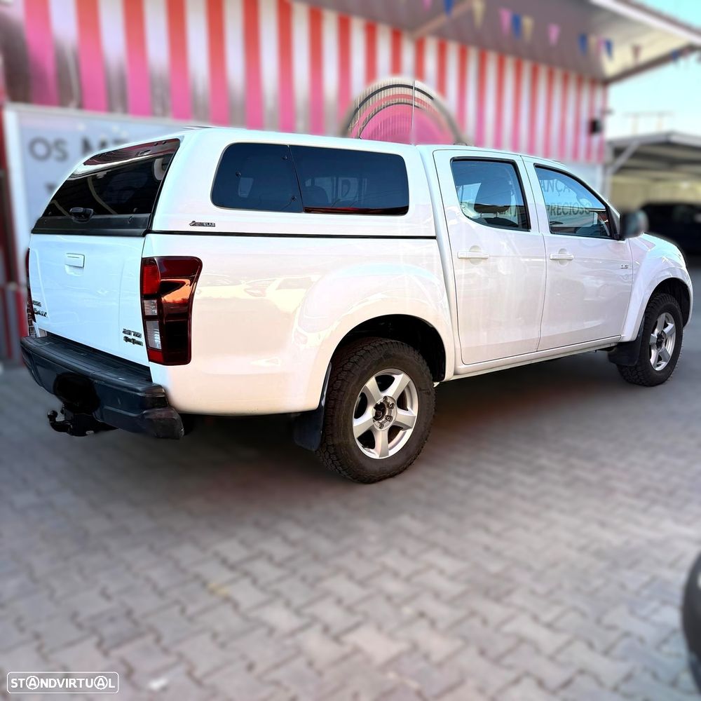 Isuzu D-Max 2.5 DTi CD 4WD LS Sport Edition - 18