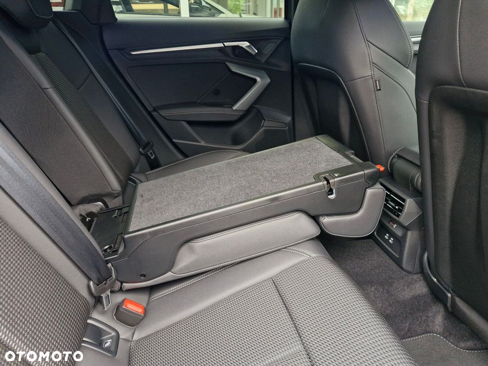Audi A3 Sportback 35 TFSI mHEV S Line S tronic - 31