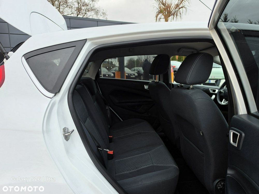 Ford Fiesta 1.25 Titanium - 31
