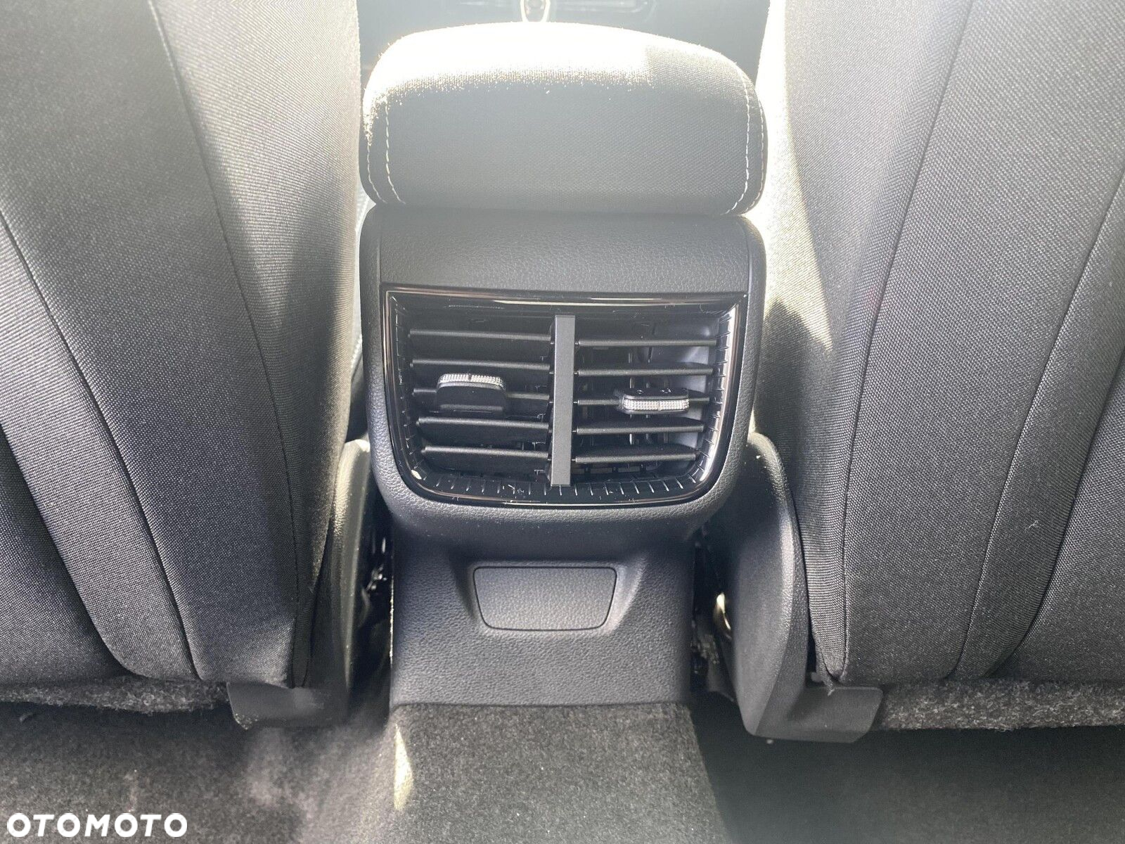 Skoda Fabia 1.0 TSI Monte Carlo DSG - 22