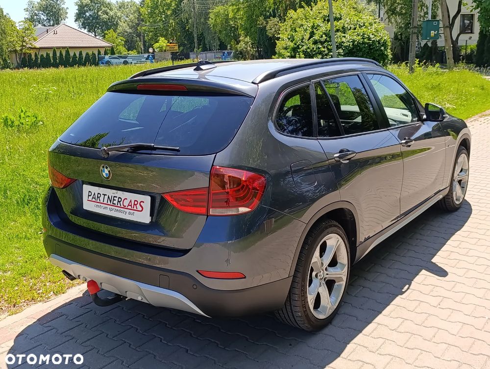 BMW X1 sDrive18d Sport Line - 7