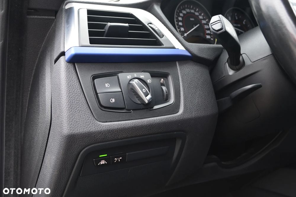 BMW 3GT 320d M Sport - 33