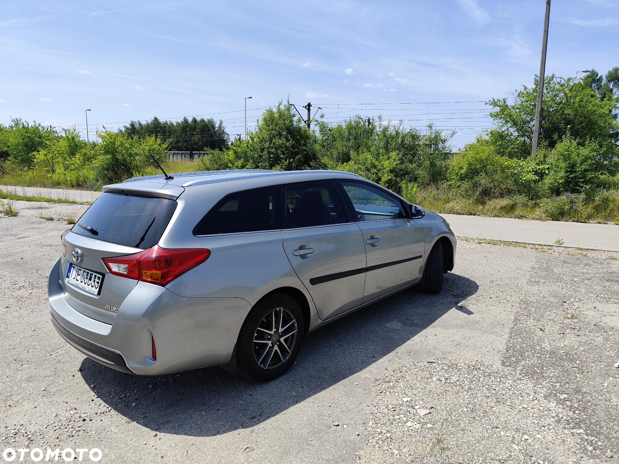 Toyota Auris 1.4 D-4D Premium - 6