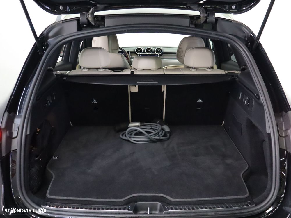 Mercedes-Benz GLC 300 de 4Matic - 24