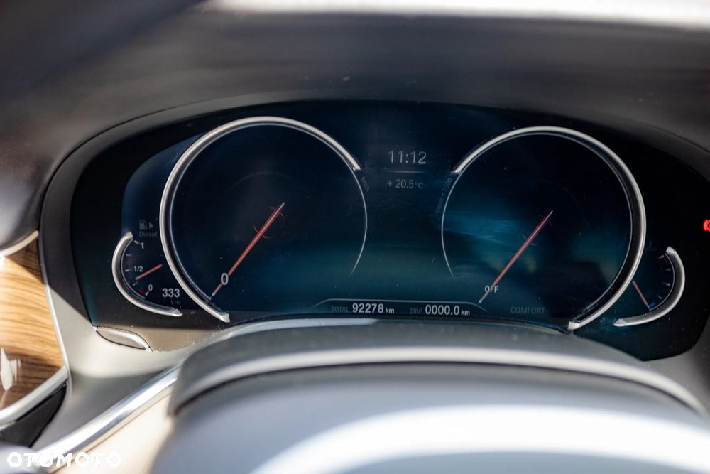 BMW Seria 7 730d - 35