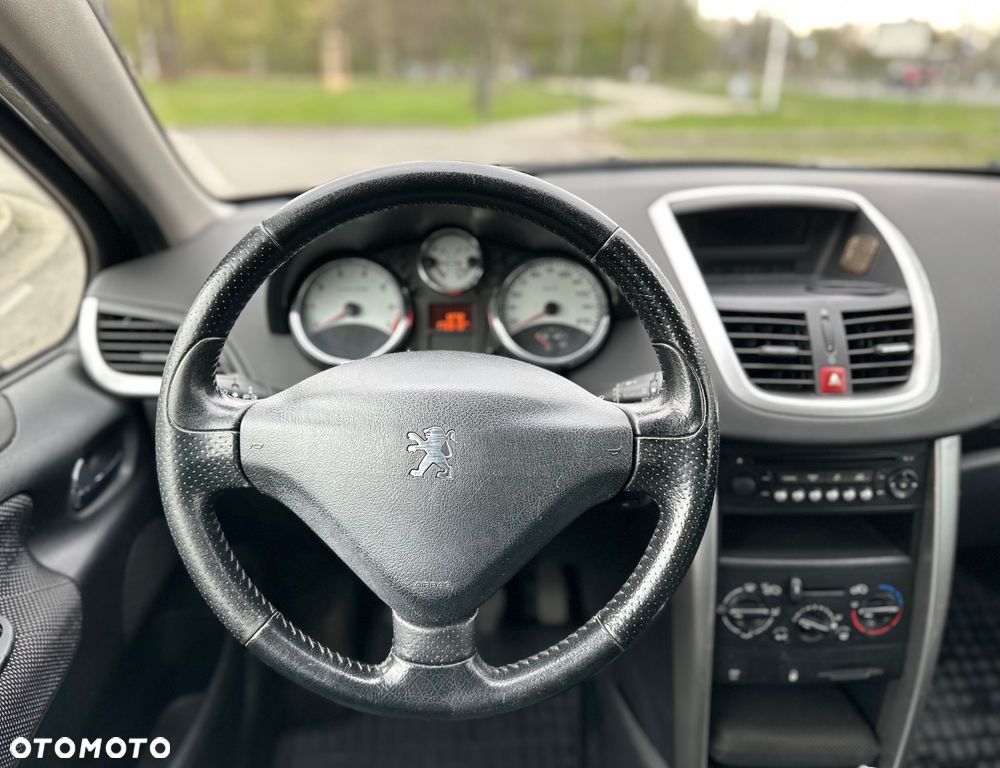 Peugeot 207 120 Sport - 12