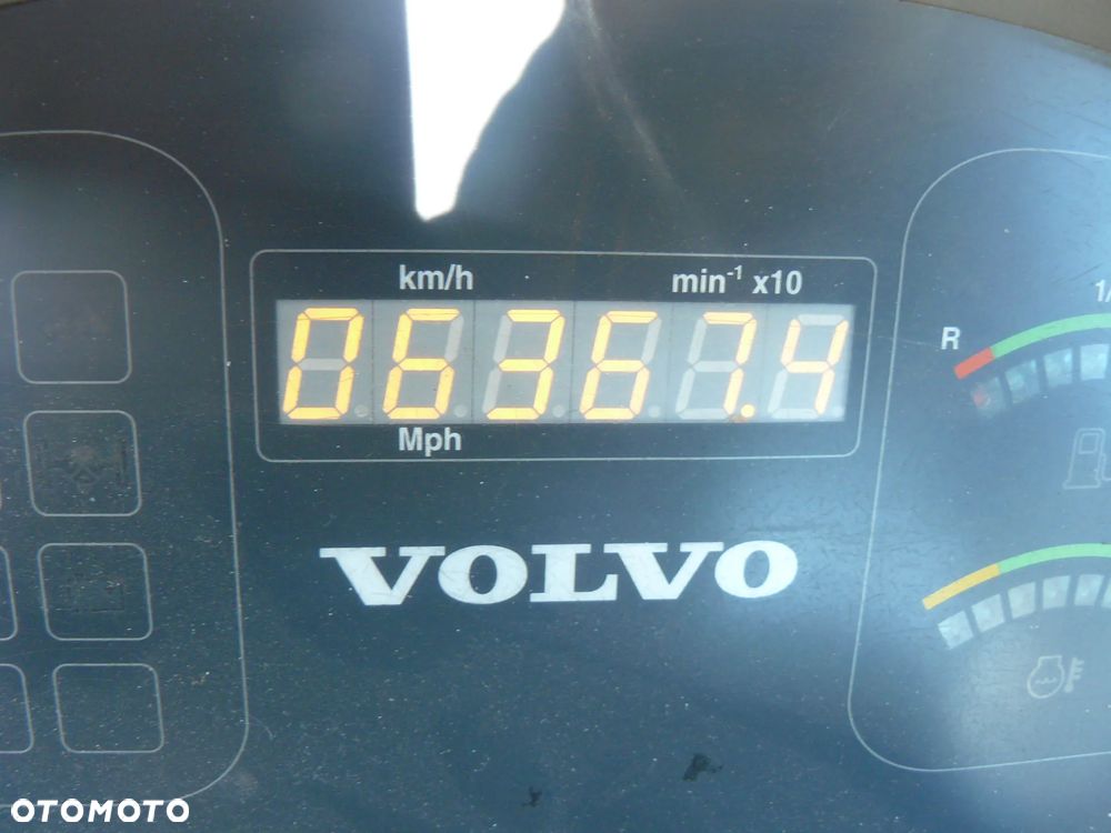 Volvo L30G - 6
