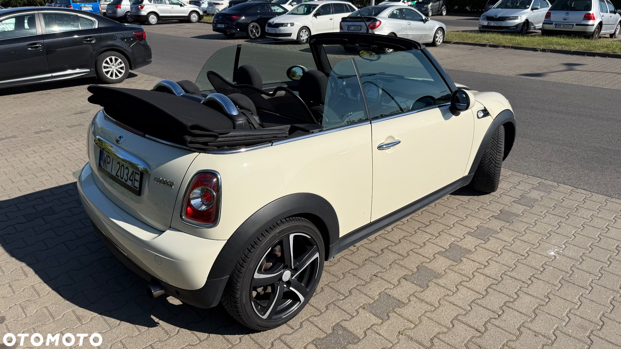 MINI Cooper Standard - 8