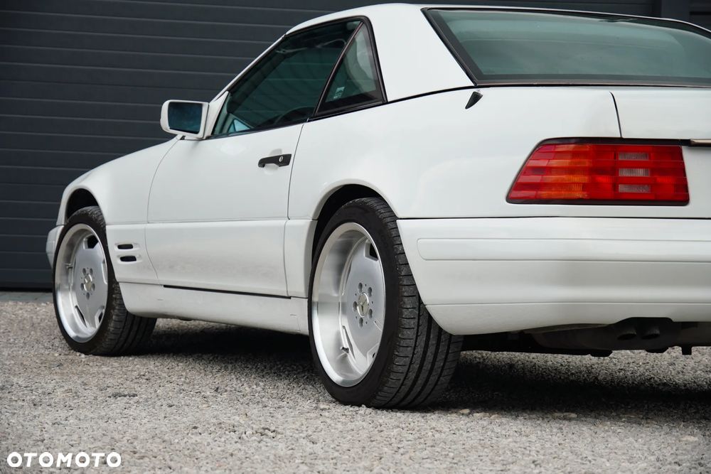 Mercedes-Benz SL - 18