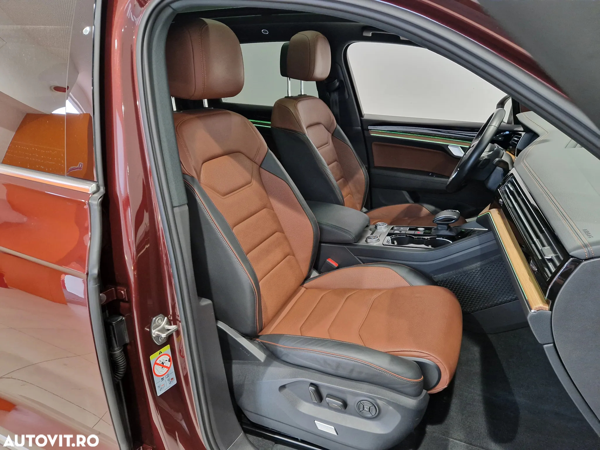 Volkswagen Touareg - 13
