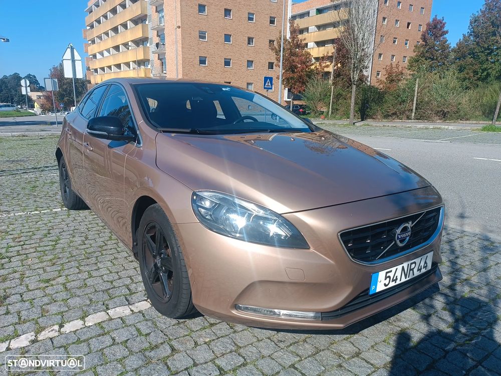Volvo V40 1.6 D2 Momentum - 8