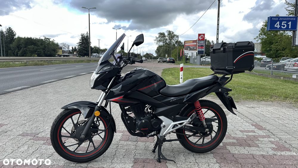 Honda CB - 1