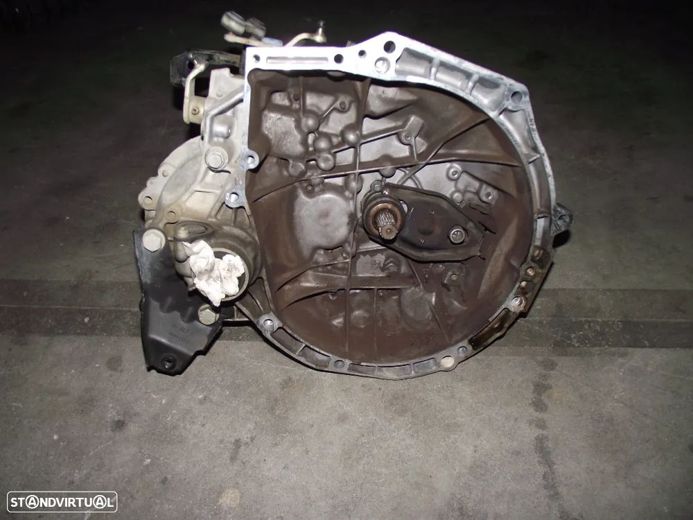 Caixa de Velocidades Citroen C3 III / Peugeot 208 1.2 VTI - 2017 / 2022 - CV159 - 1