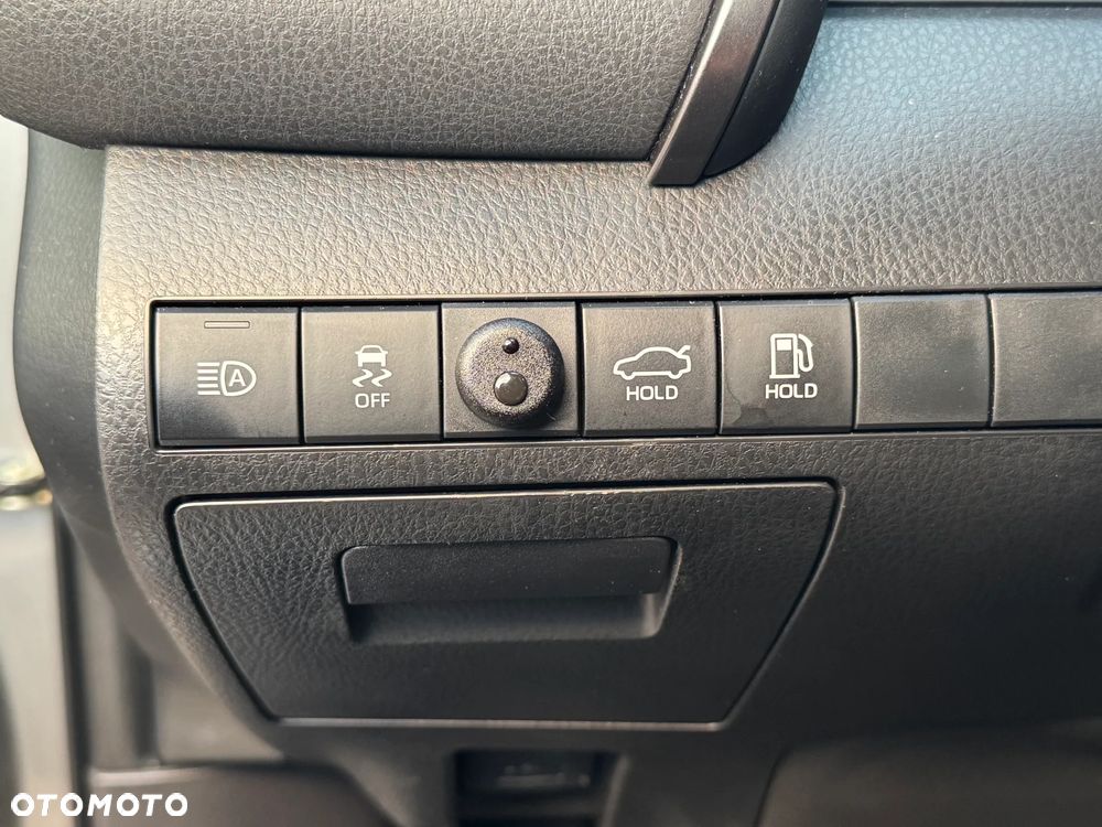 Toyota Camry 2.5 Hybrid Prestige CVT - 8