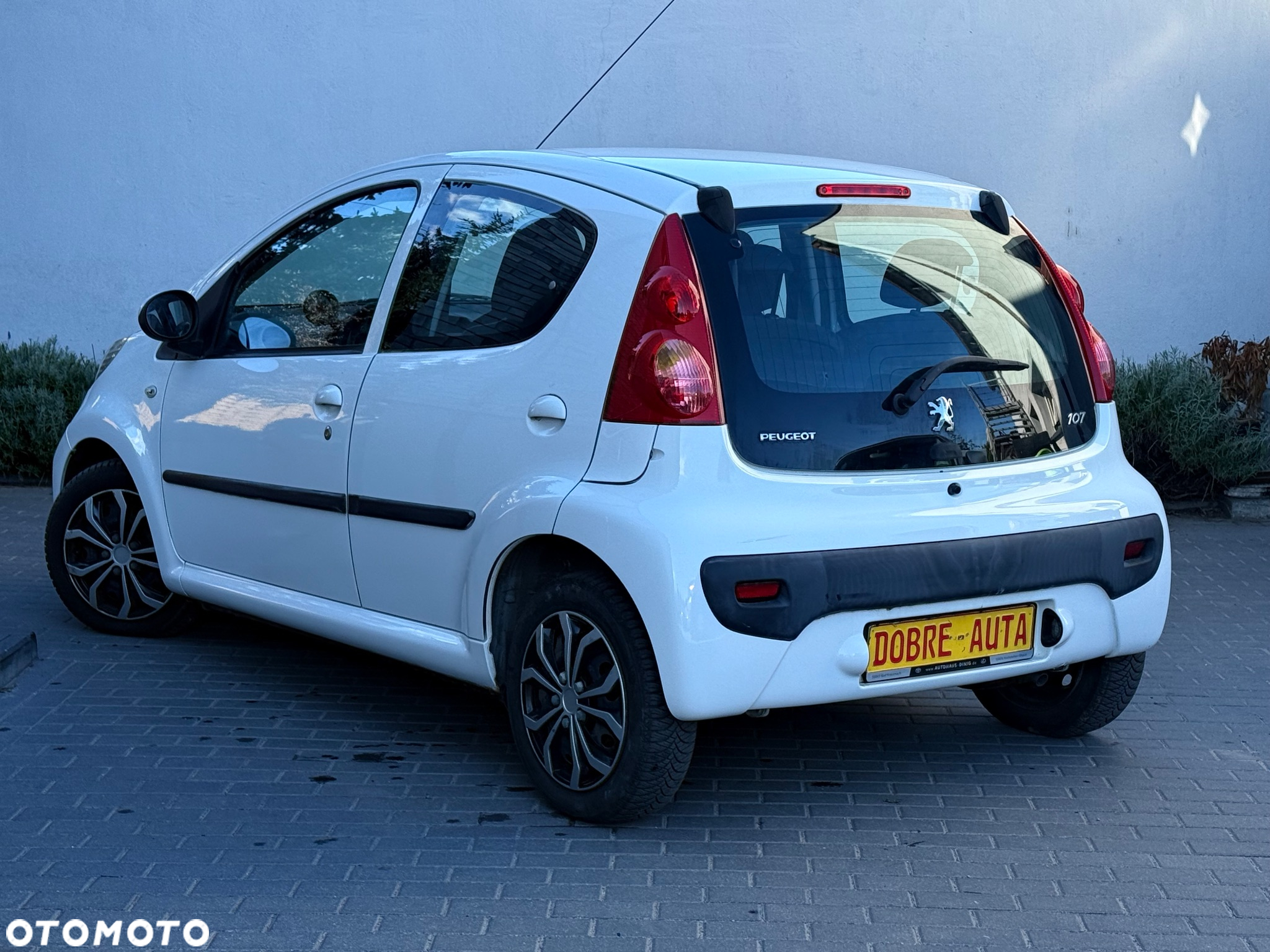 Peugeot 107 1.0 Happy - 3