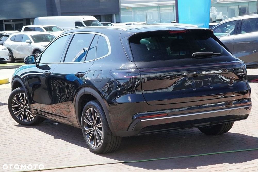 Geely Starray - 5