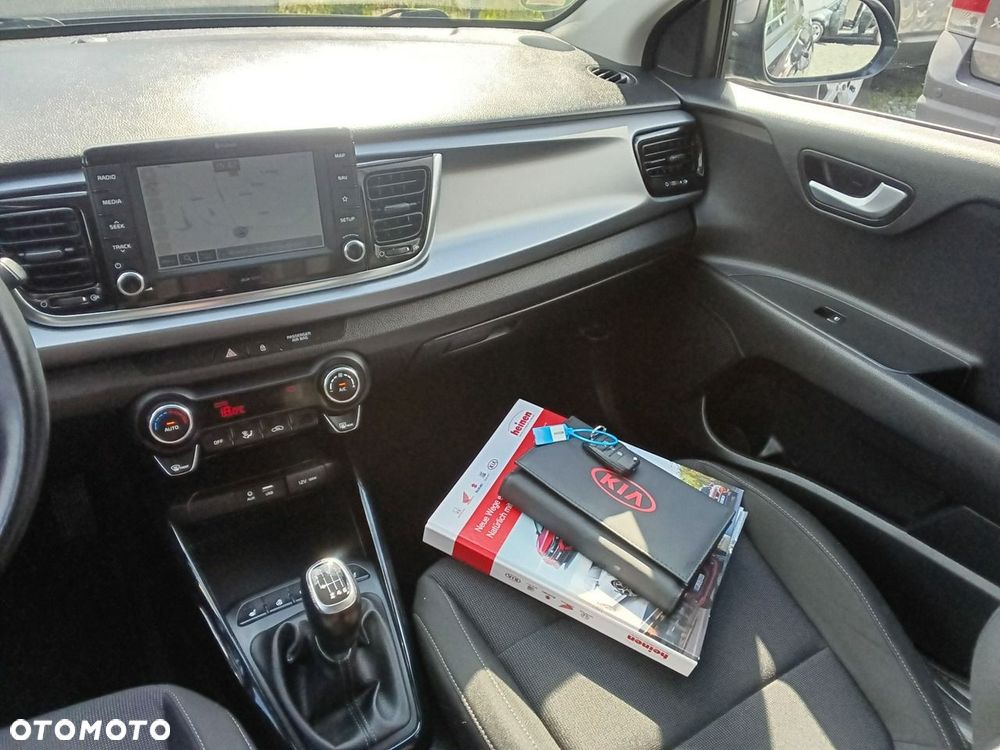 Kia Rio - 15