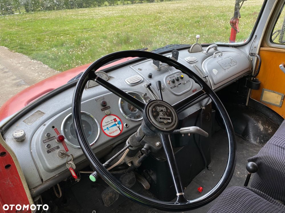 Mercedes-Benz 1113 - 12
