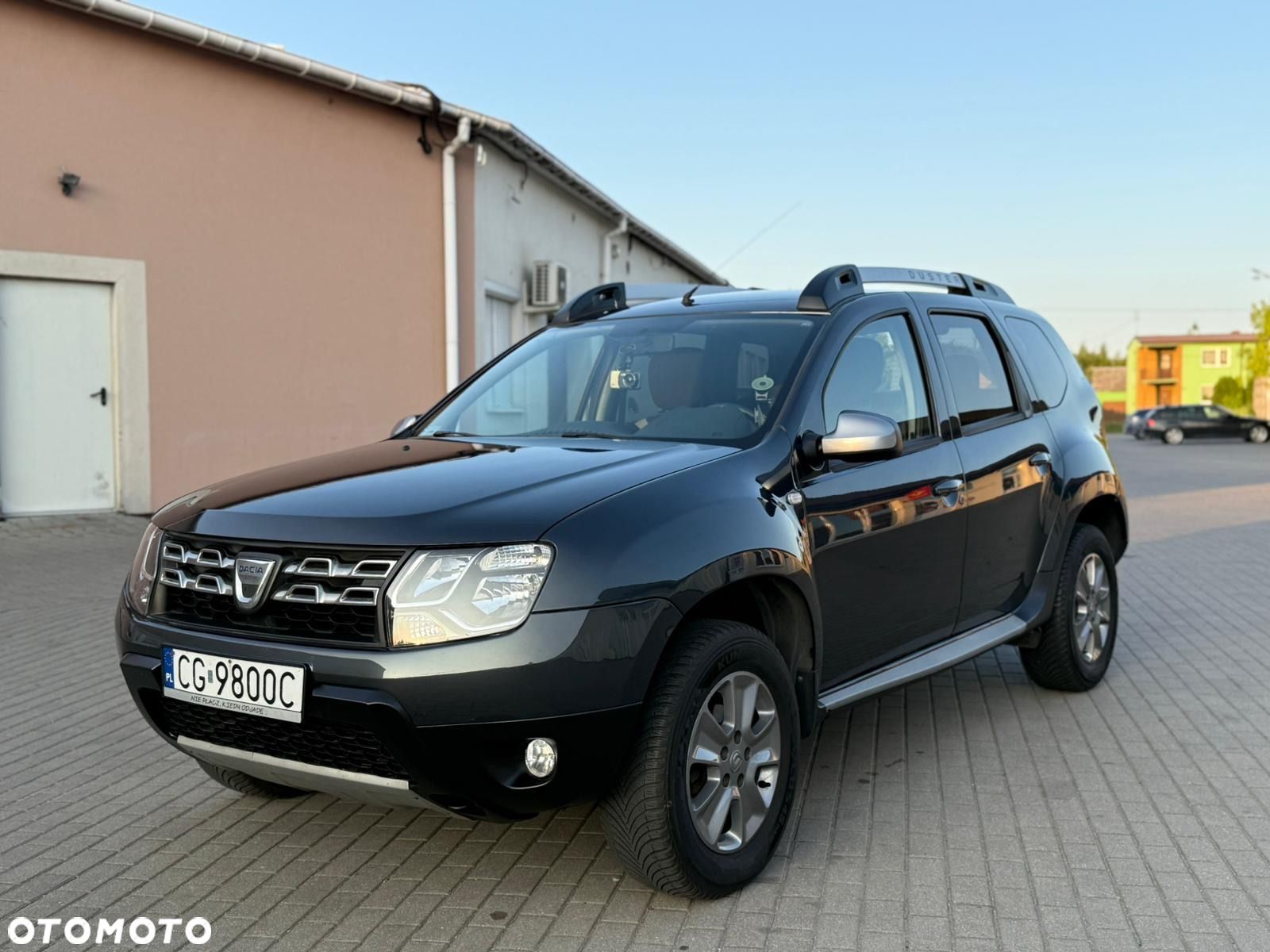 Dacia Duster 1.6 SCe Urban Explorer S&S - 1