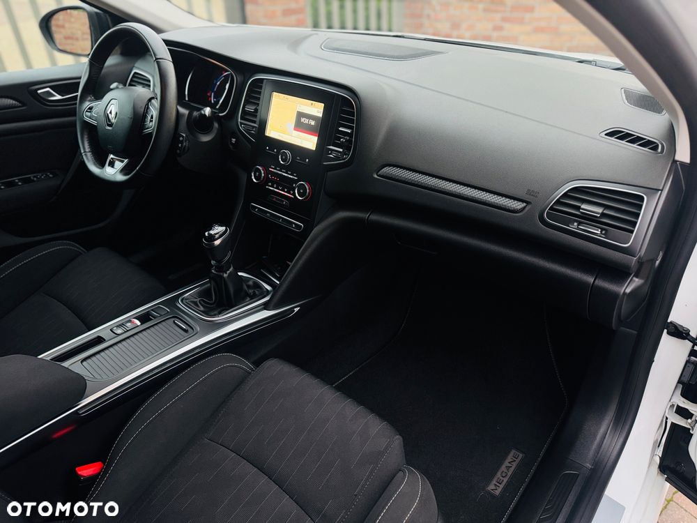 Renault Megane 1.3 TCe FAP Limited - 12