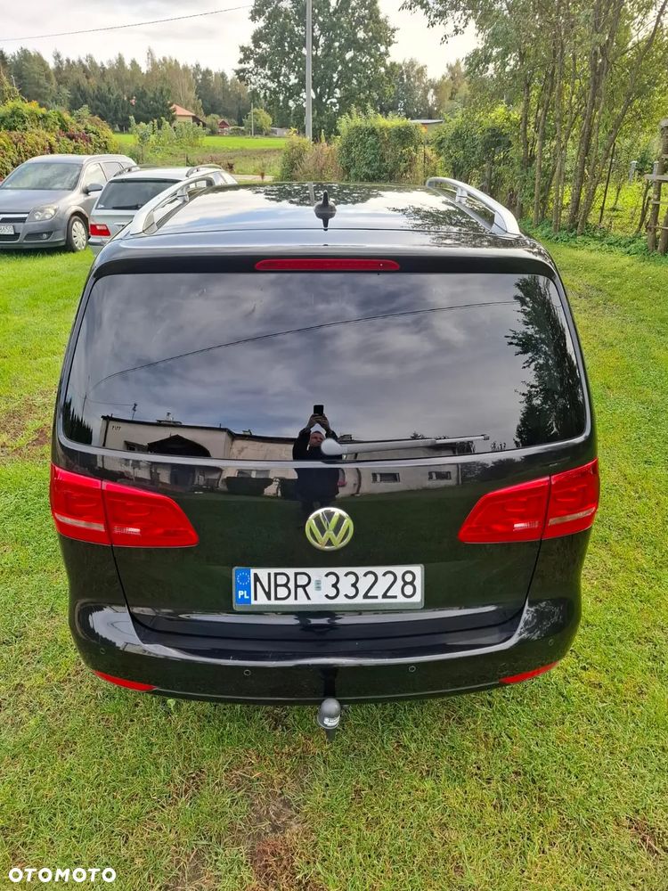 Volkswagen Touran - 8