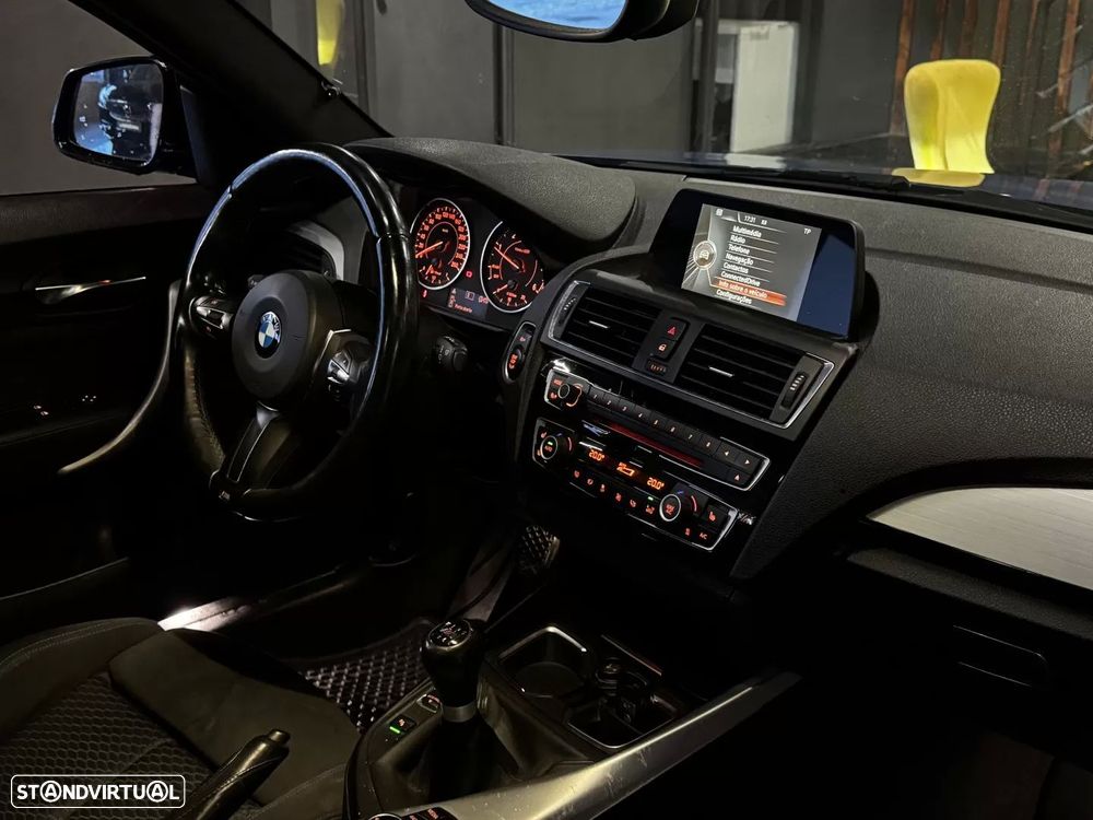 BMW 118 d Pack M - 37