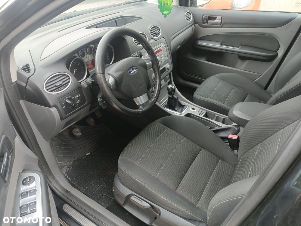 Ford Focus - 7
