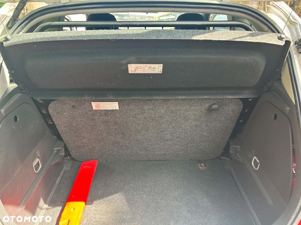 Opel Corsa - 10
