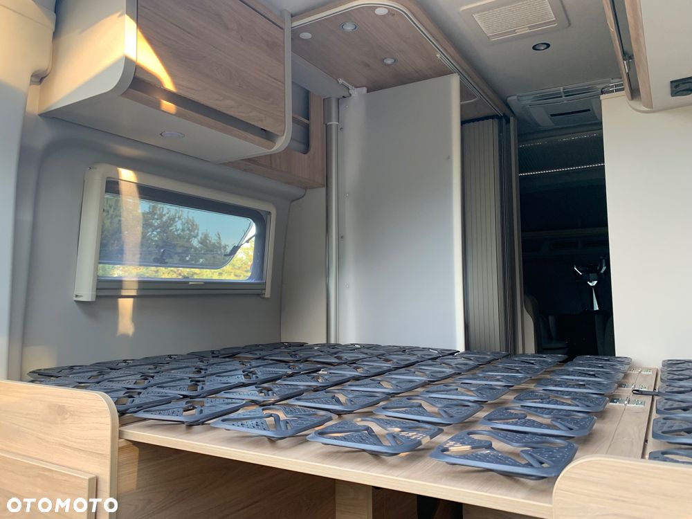 Dethleffs Globetrail 590 CFO - 13