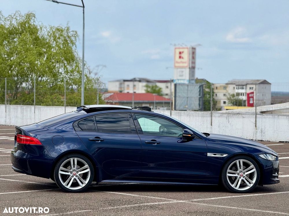 Jaguar XE 2.0 R-Sport - 5
