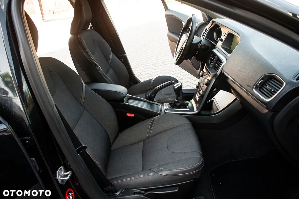 Volvo V40 Cross Country D3 Summum - 27
