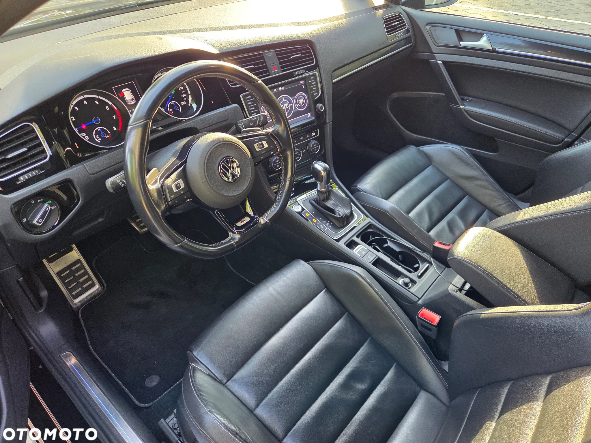 Volkswagen Golf VII 2.0 TSI BMT 4Mot R DSG - 10