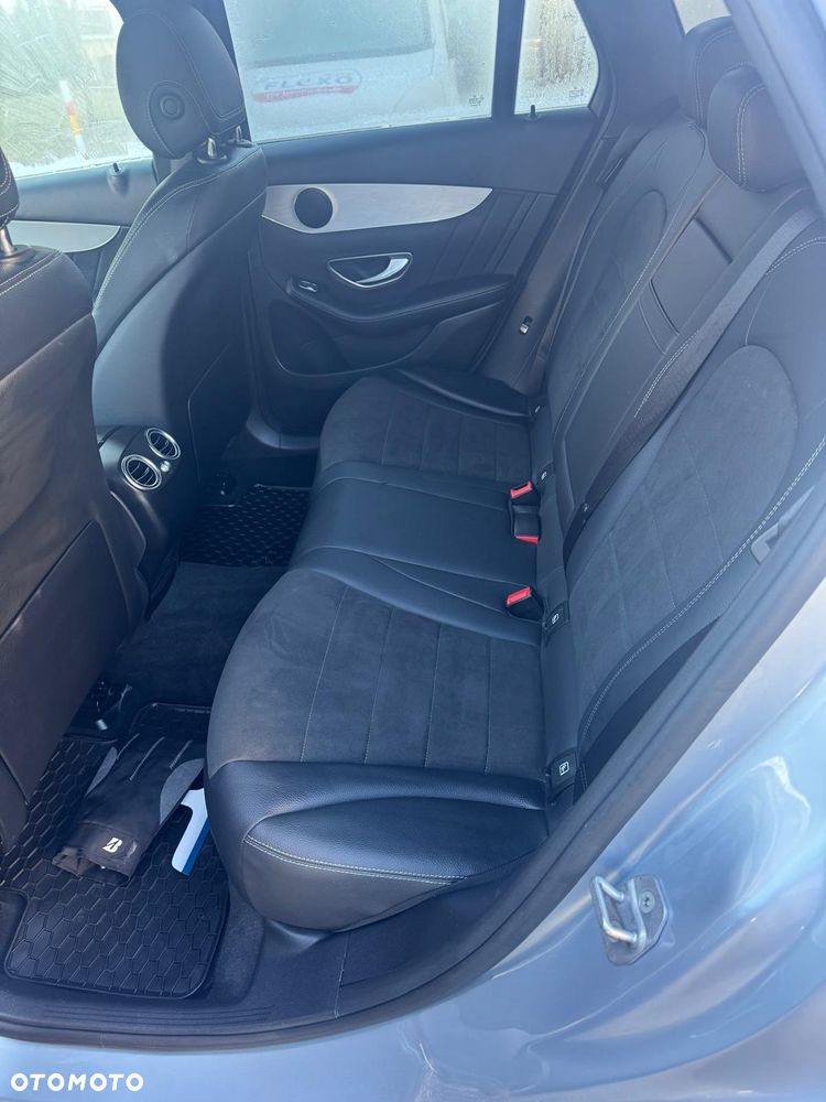Mercedes-Benz GLC 220 d 4Matic 9G-TRONIC - 20