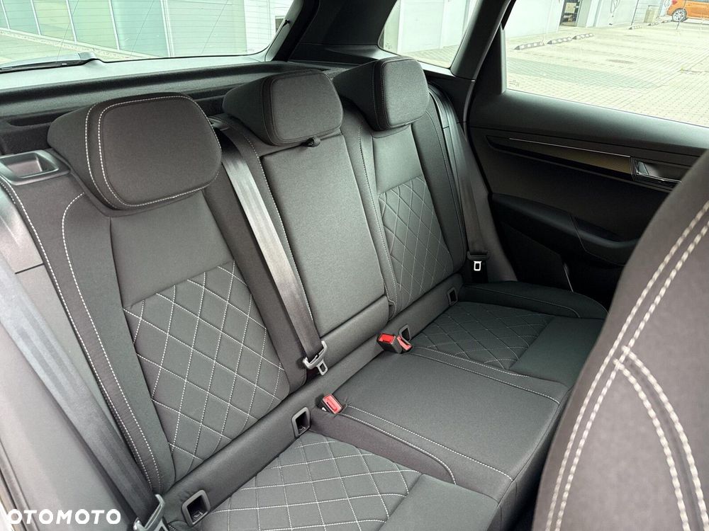 Skoda Karoq 1.5 TSI ACT Sportline DSG - 22
