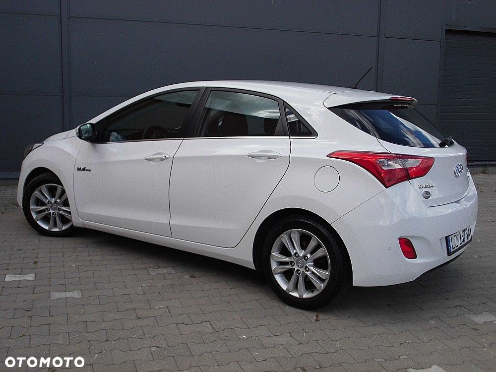 Hyundai i30 1.6 CRDi Fifa World Cup Edition - 7