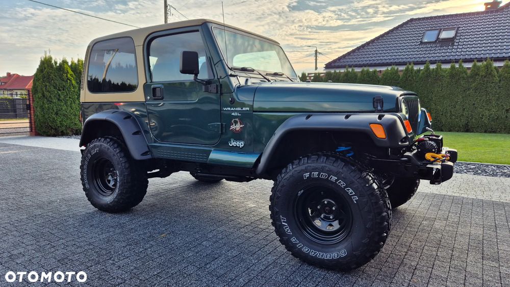 Jeep Wrangler 4.0 Sahara - 1