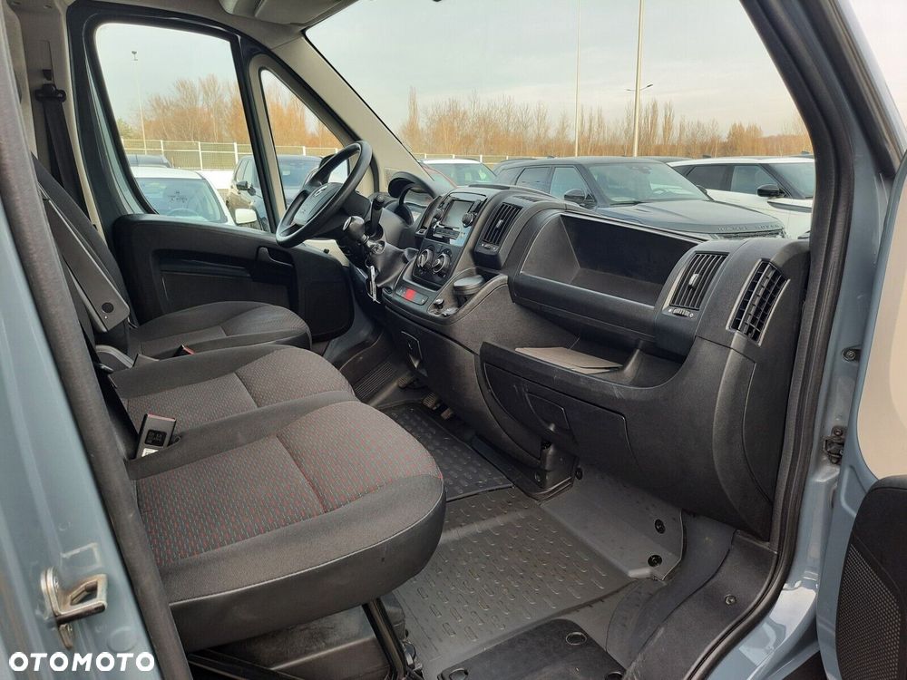 Opel movano L4H2 2.2 165KM MT - 8