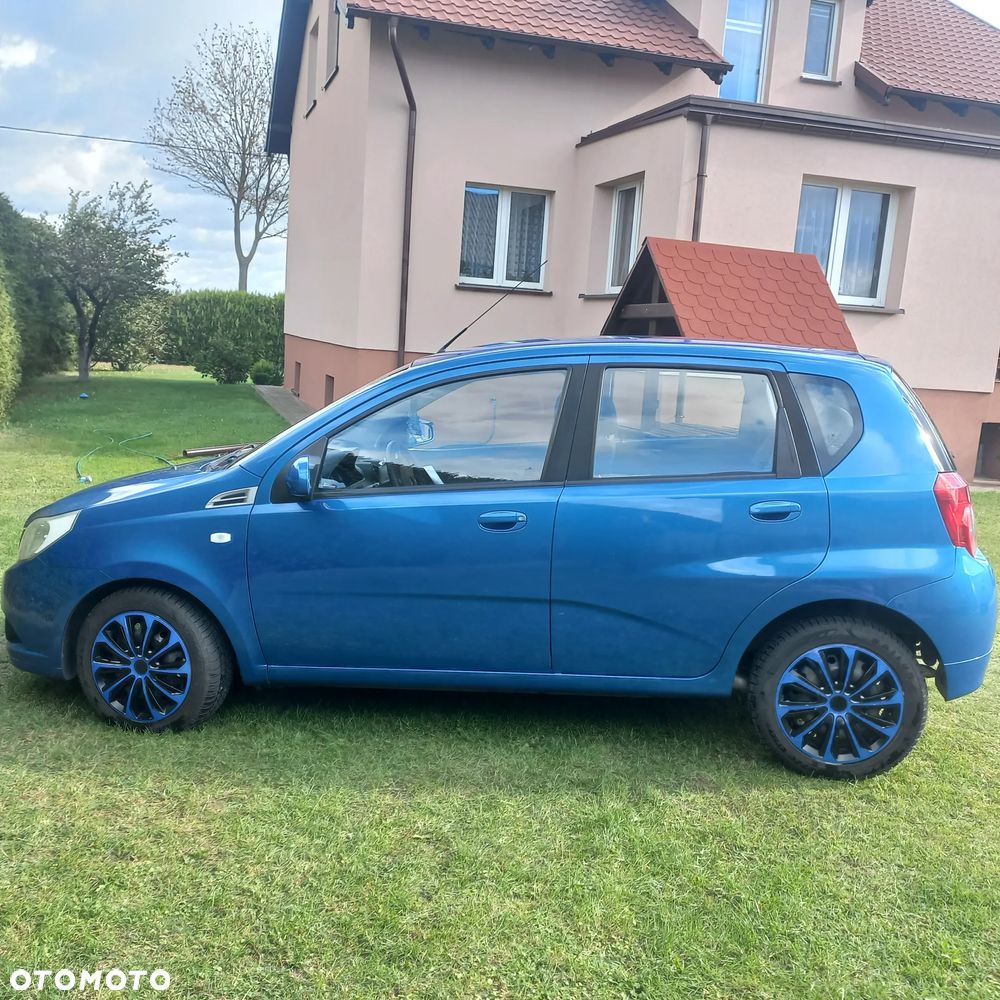 Chevrolet Aveo - 18