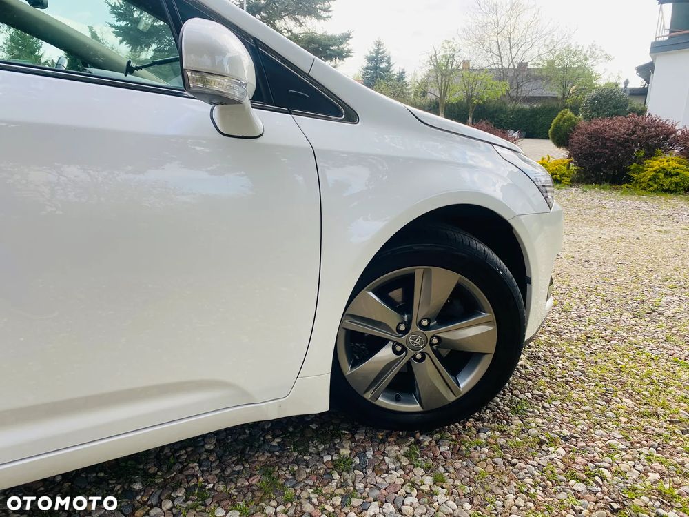 Toyota Avensis 2.0 D-4D Sol - 10