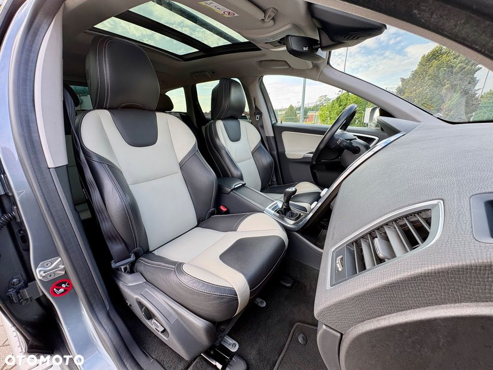 Volvo XC 60 D4 Drive-E Summum - 6
