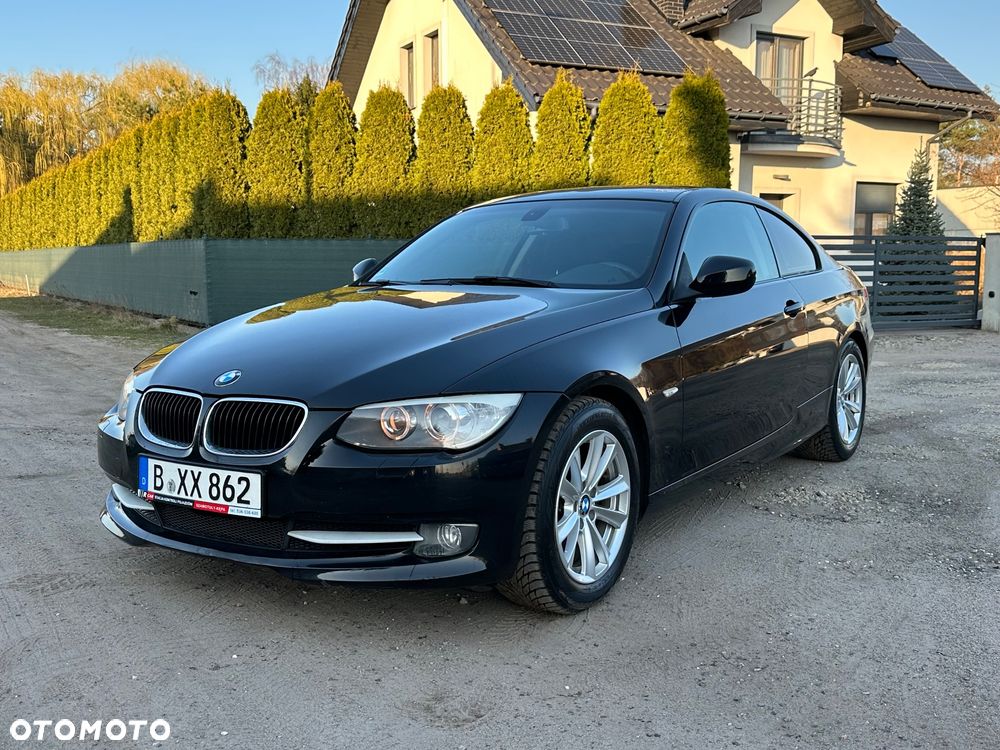 BMW Seria 3 320i - 4
