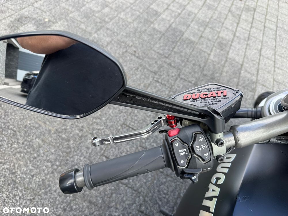 Ducati Diavel - 19