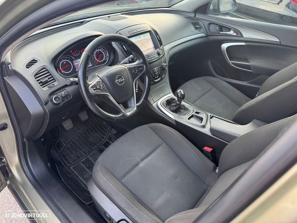 Opel Insignia 2.0 CDTI executive S/S - 10