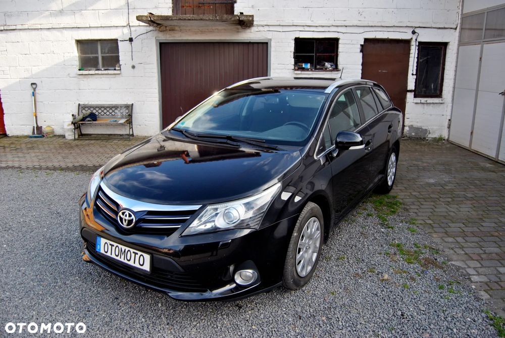 Toyota Avensis 1.8 Premium EU5 - 6