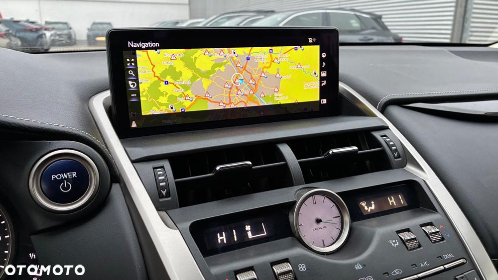 Lexus NX 300h Comfort AWD - 9
